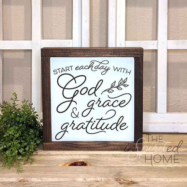 Grateful Sign - Wooden Scripture Wall Art